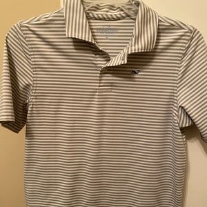 Youth Vineyard Vines Medium short sleeve polo.